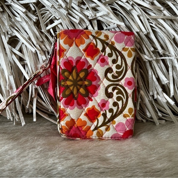VERA BRADLEY Folkloric Double ID Wristlet Pink Green Floral Travel 2011 Lippies - Picture 6 of 13